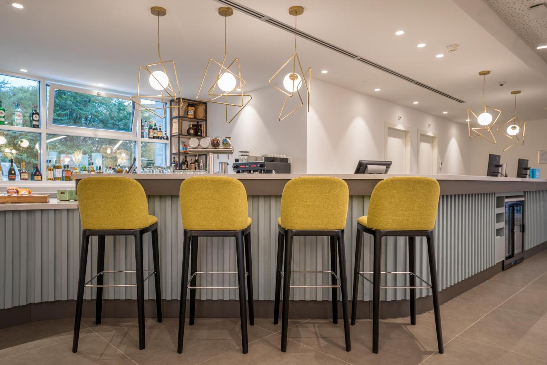 Hotel Hampton By Hilton Locarno à Losone Extérieur photo