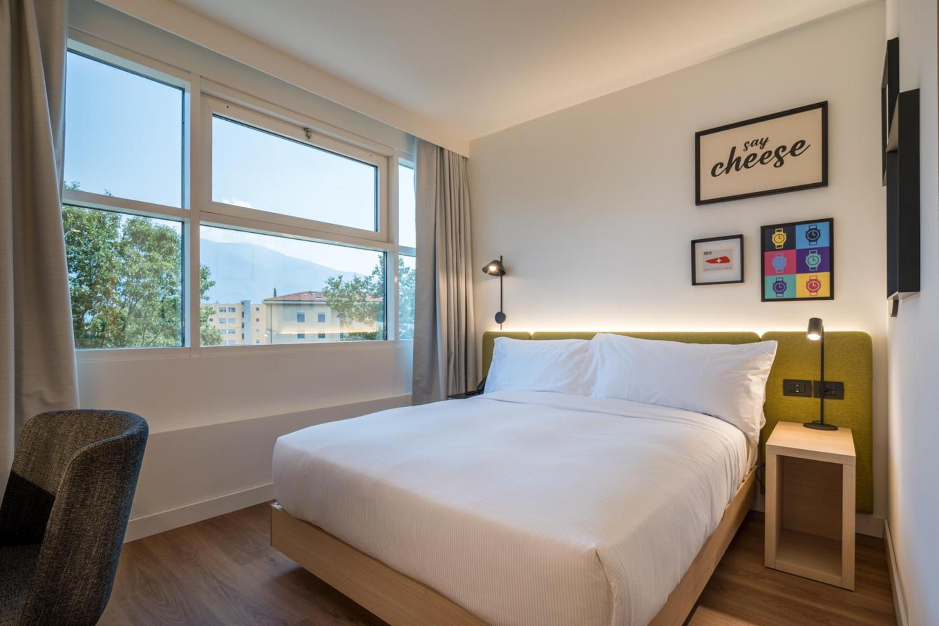 Hotel Hampton By Hilton Locarno à Losone Extérieur photo