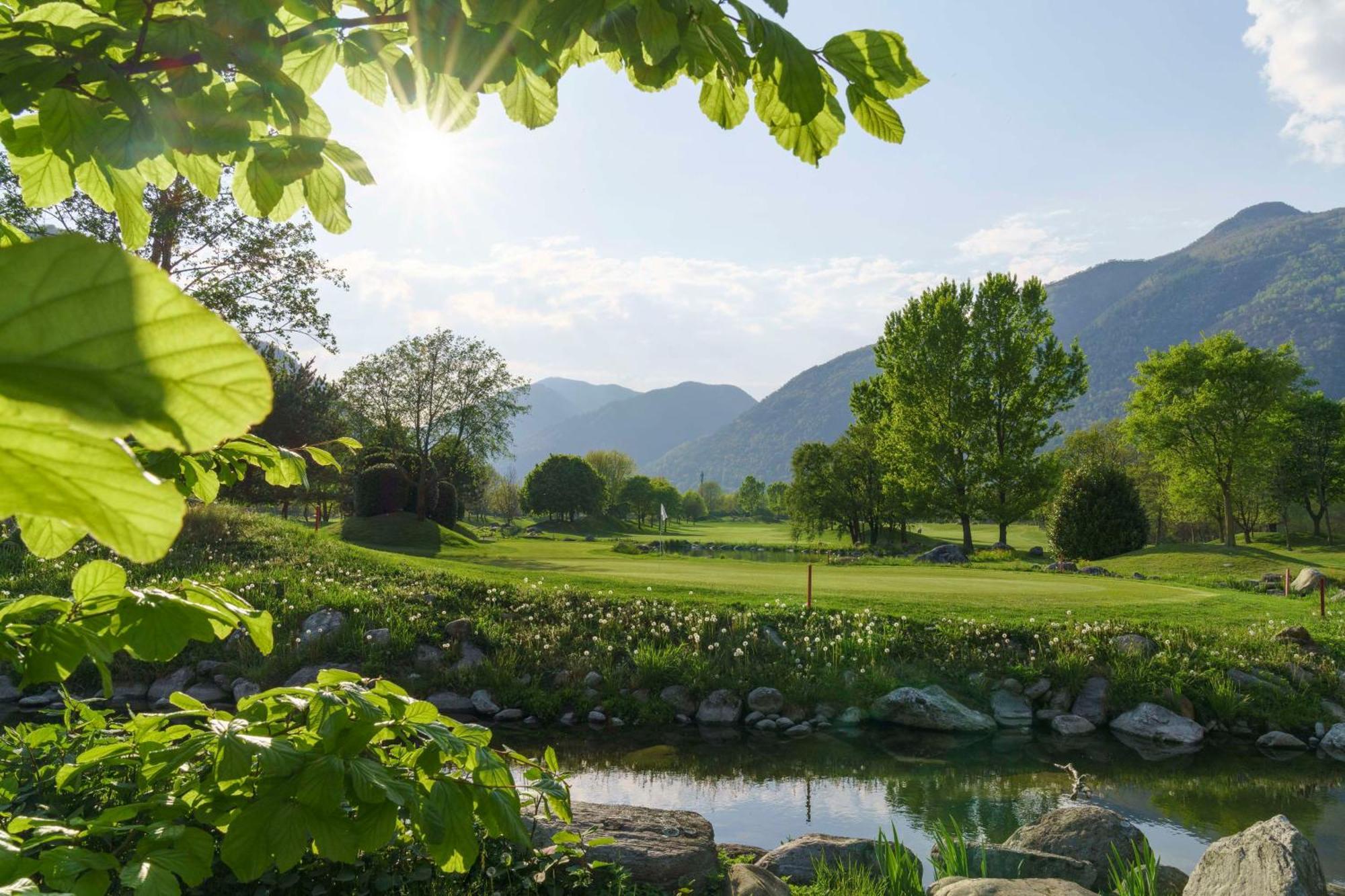 Hotel Hampton By Hilton Locarno à Losone Extérieur photo